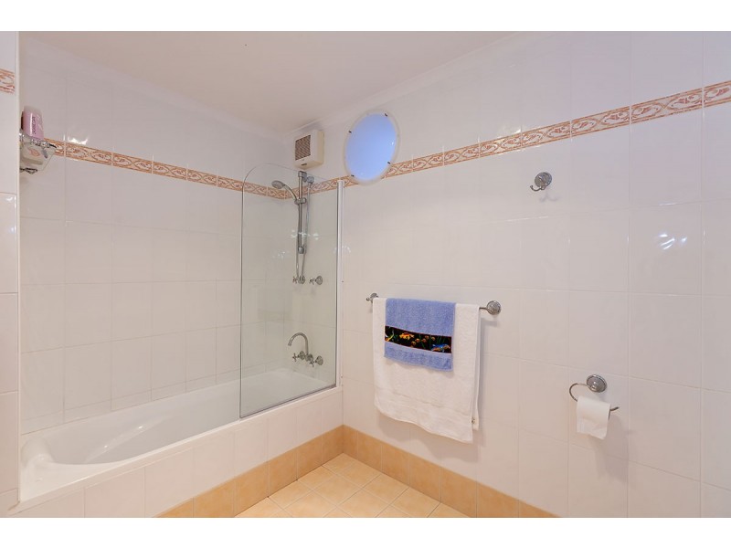 19 Binnacle Court, Yamba NSW 2464