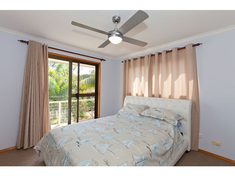 19 Binnacle Court, Yamba NSW 2464