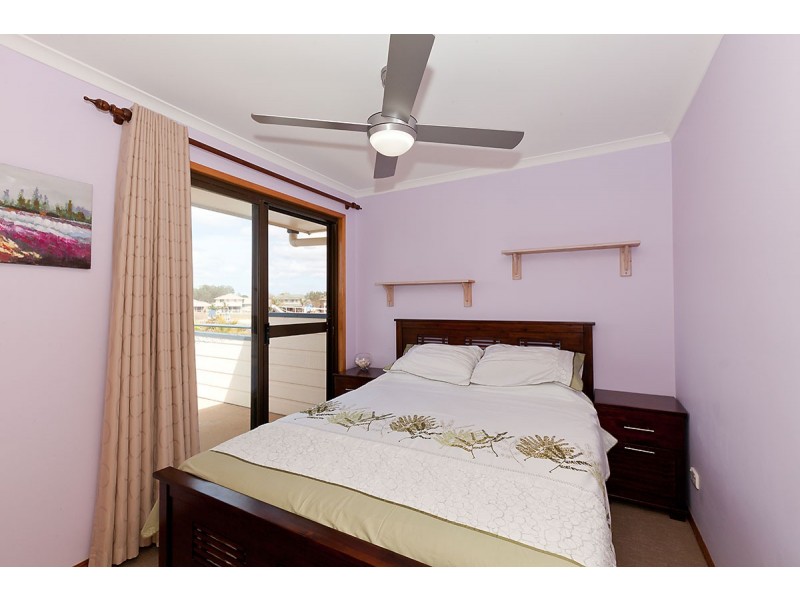 19 Binnacle Court, Yamba NSW 2464