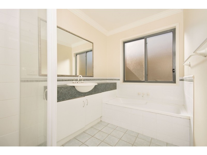 1 Nautilus Place, Yamba NSW 2464