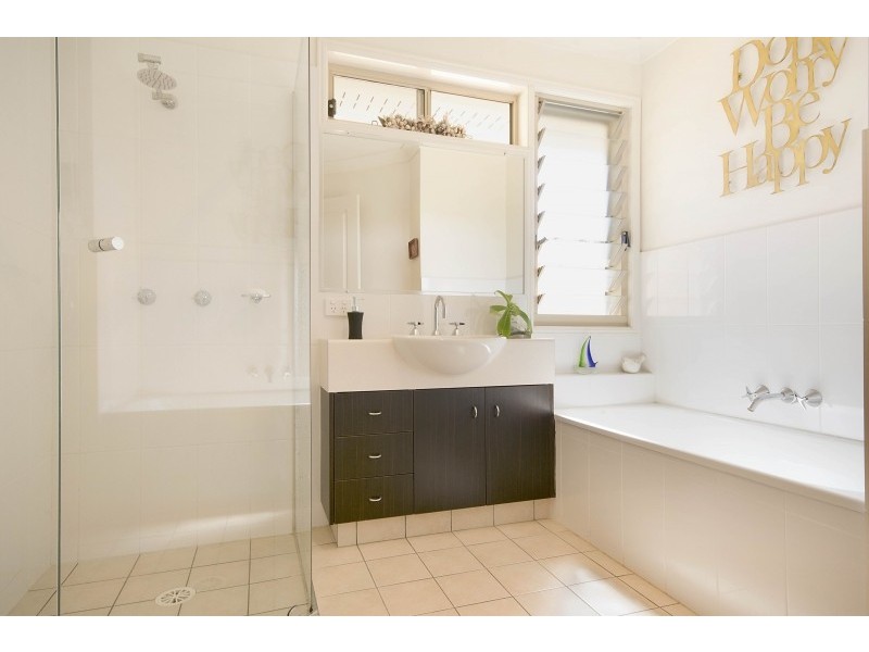 264 Yamba Road, Yamba NSW 2464