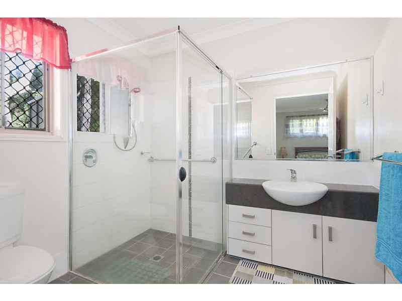 13/4 Somerset Place, Yamba NSW 2464