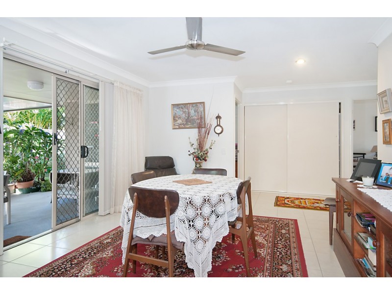 13/4 Somerset Place, Yamba NSW 2464