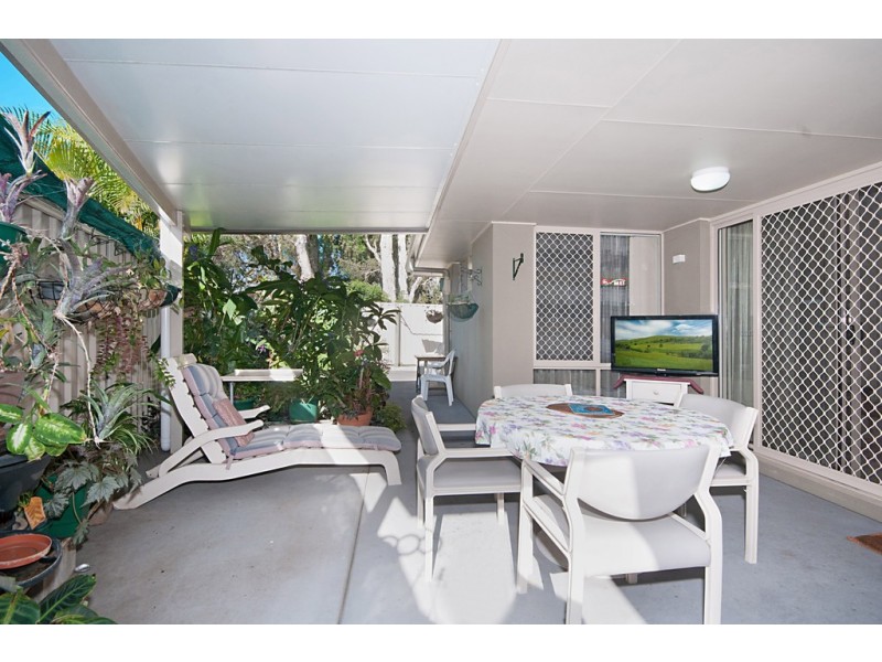 13/4 Somerset Place, Yamba NSW 2464