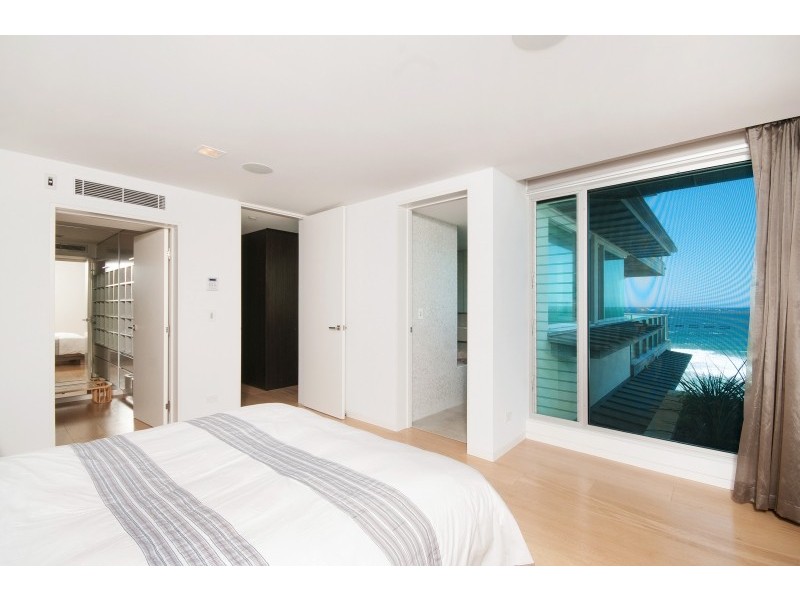 2/6 Ocean Street, Yamba NSW 2464