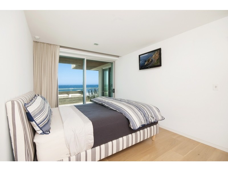 2/6 Ocean Street, Yamba NSW 2464