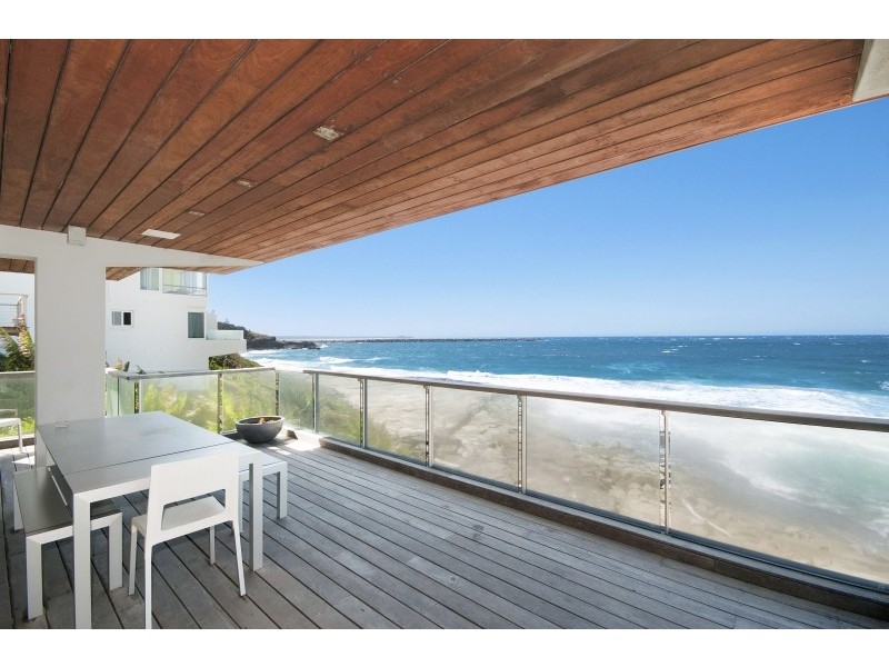 2/6 Ocean Street, Yamba NSW 2464