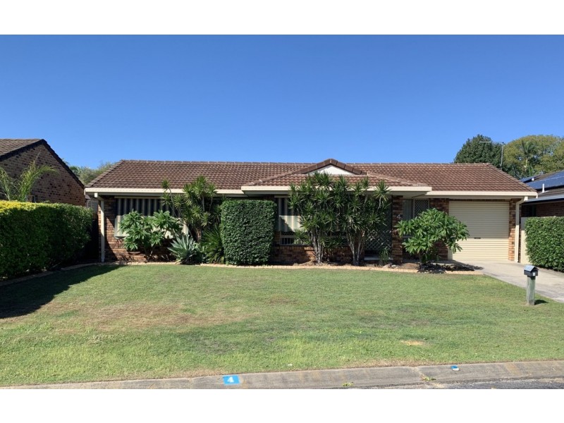 4 Osprey Drive, Yamba NSW 2464