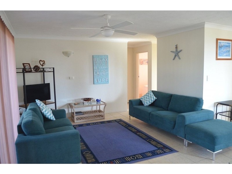 4 / 12 Pacific Parade, Yamba NSW 2464