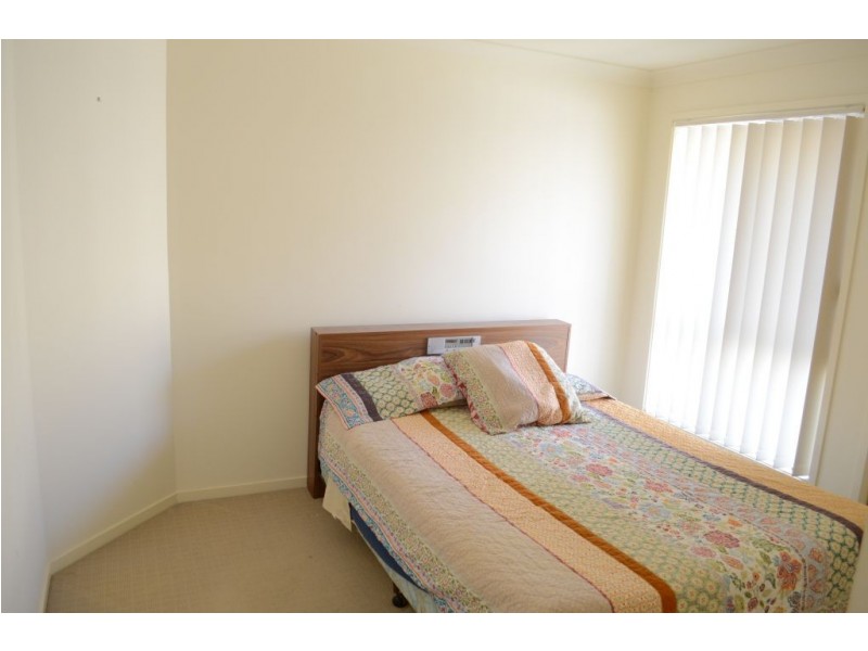 2/4 Somerset Place, Yamba NSW 2464