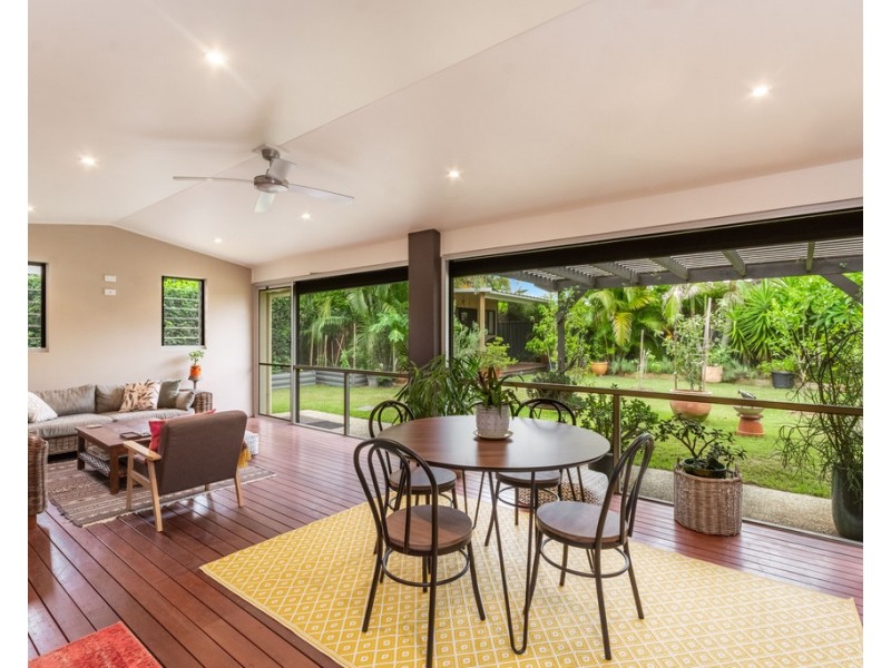 15 The Peninsula, Yamba NSW 2464