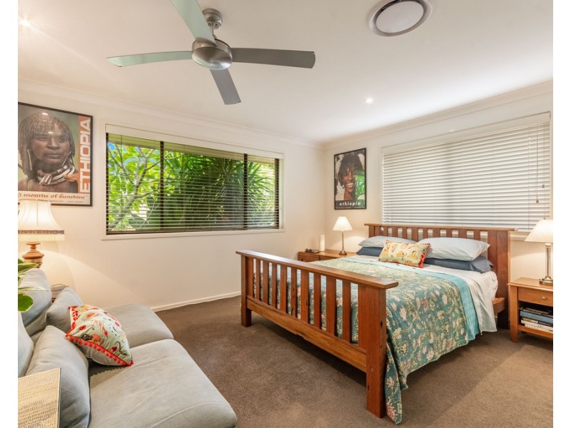 15 The Peninsula, Yamba NSW 2464