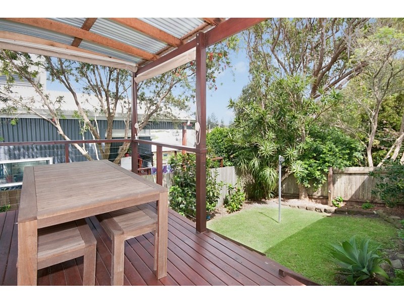 11 Beach Street, Yamba NSW 2464