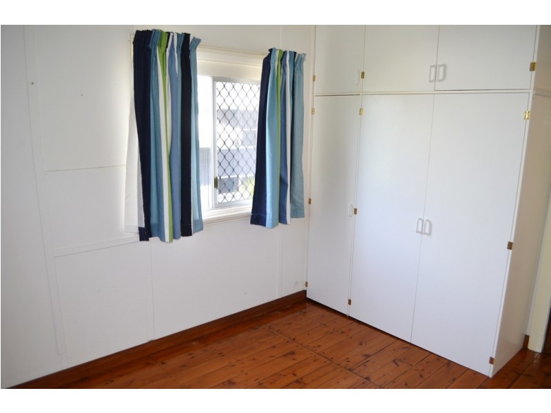 11 Beach Street, Yamba NSW 2464