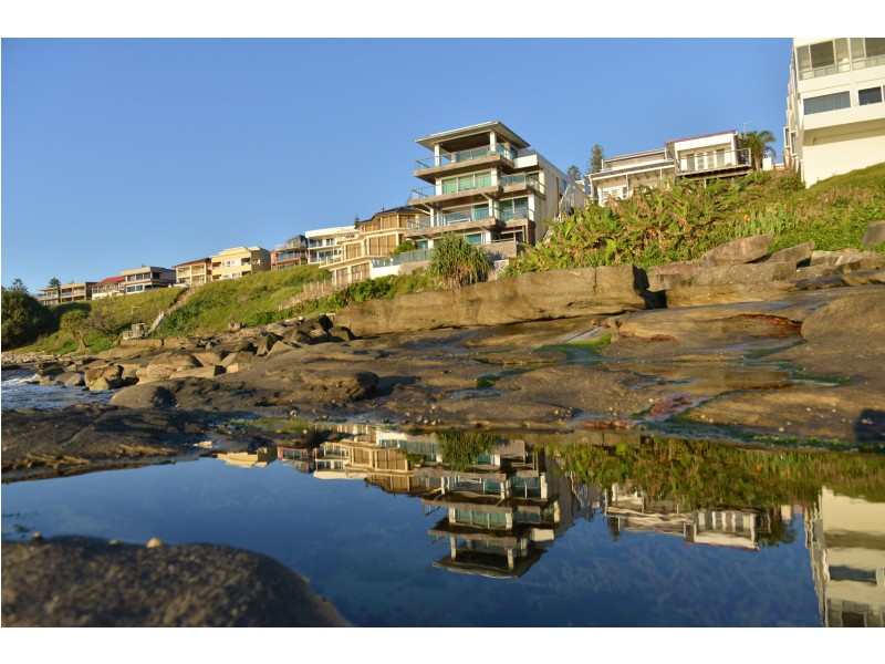 2/6 Ocean Street, Yamba NSW 2464