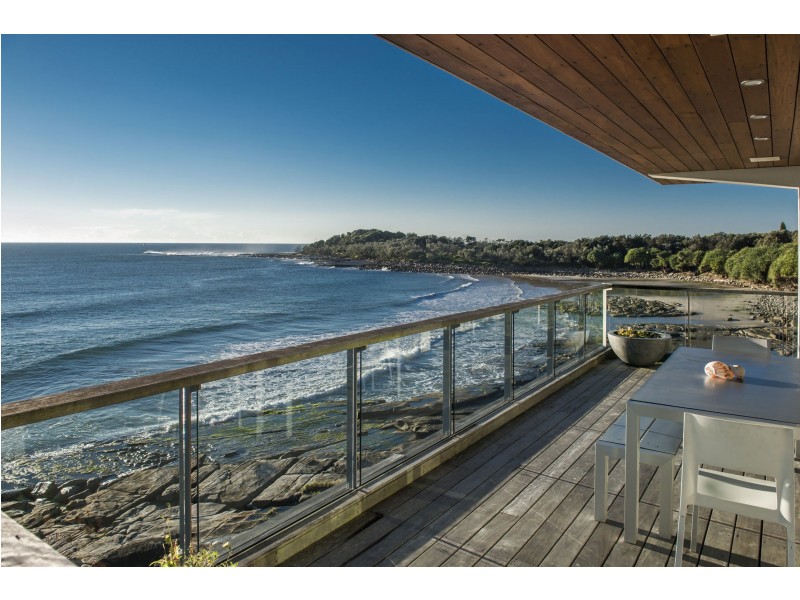 2/6 Ocean Street, Yamba NSW 2464