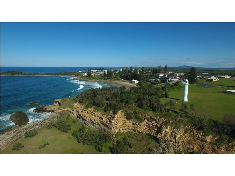 2/6 Ocean Street, Yamba NSW 2464