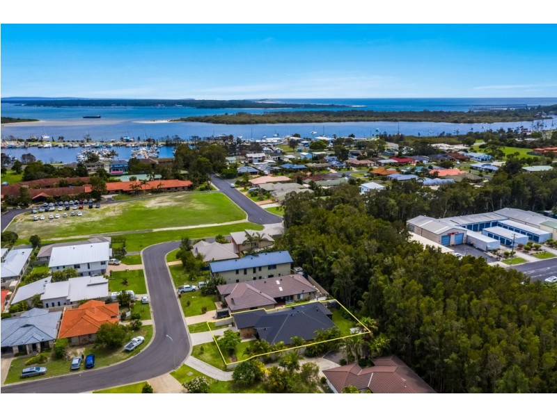 7 William Avenue, Yamba NSW 2464