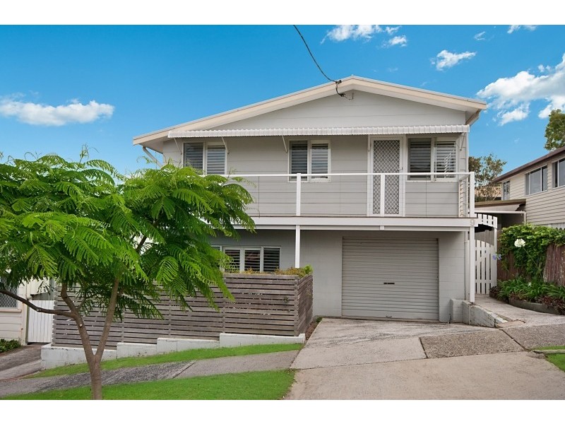 9 Beach Street, Yamba NSW 2464