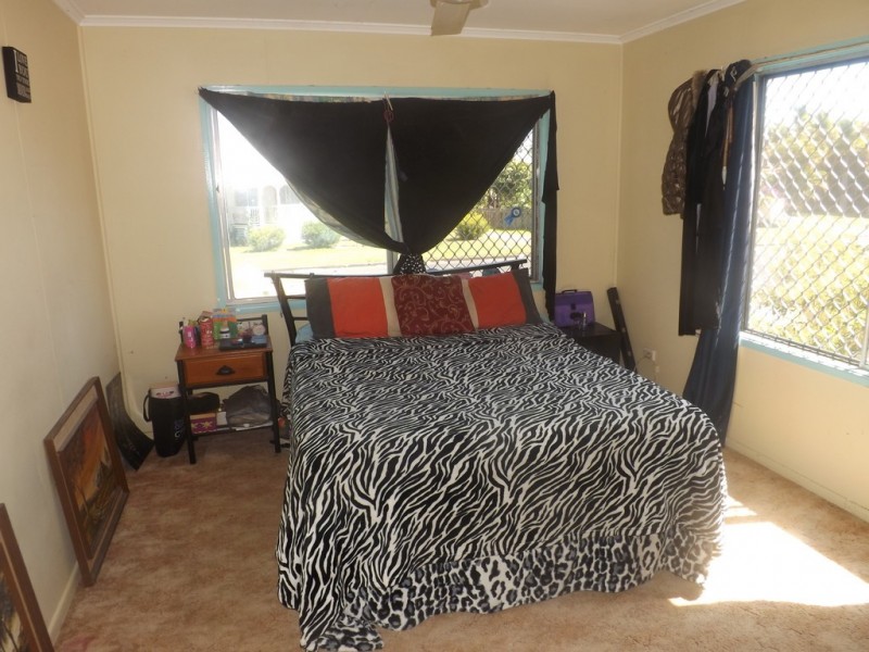 70 McLachlan St, Maclean NSW 2463