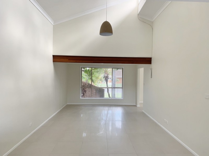 16 Melaleuca Dr, Yamba NSW 2464