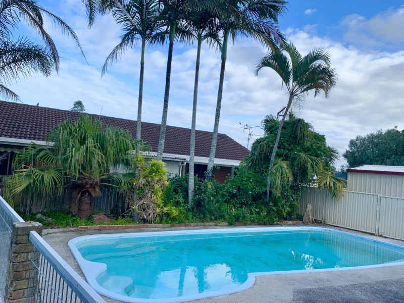 16 Melaleuca Dr, Yamba NSW 2464