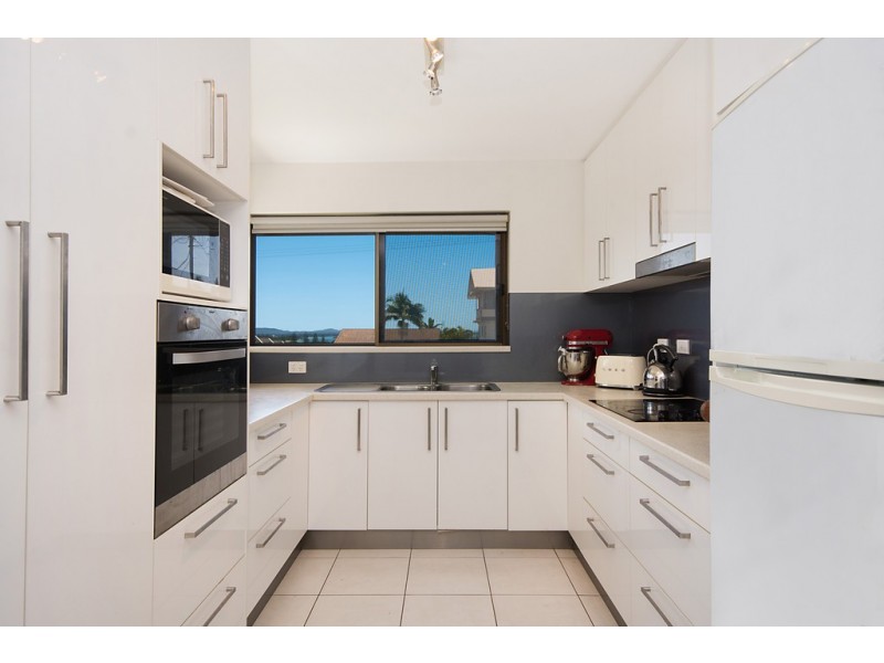 2/20-22 Queen Street, Yamba NSW 2464