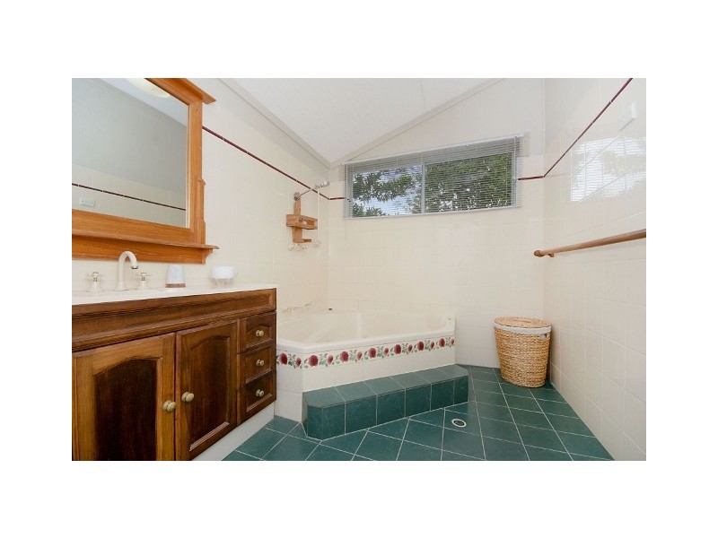 26 Yamba Road, Yamba NSW 2464