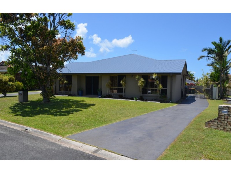 24 Melaleuca Drive, Yamba NSW 2464