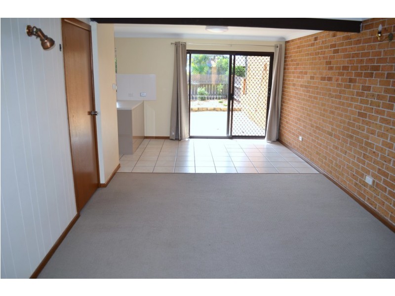 3/2 Waratah Ave, Yamba NSW 2464