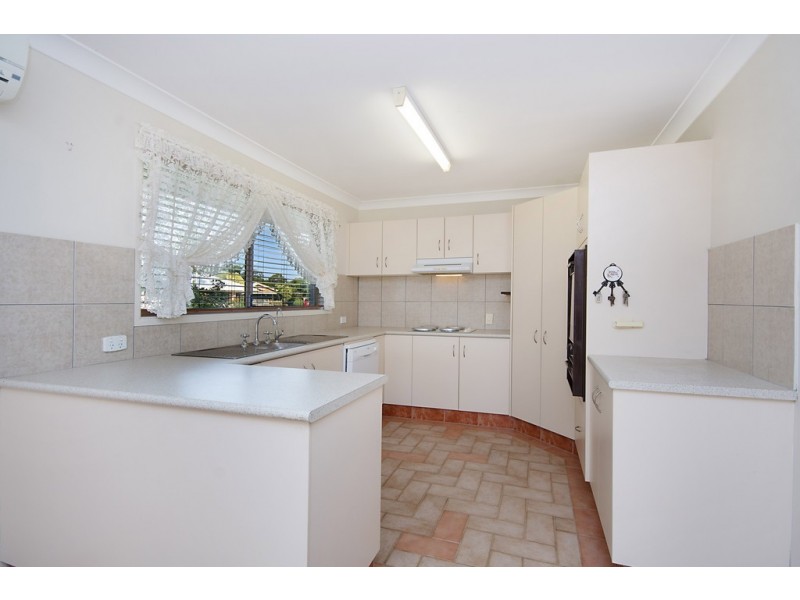 2 Melia Place, Yamba NSW 2464