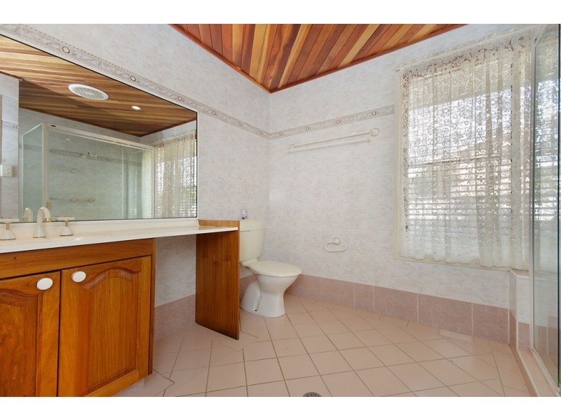 2 Melia Place, Yamba NSW 2464