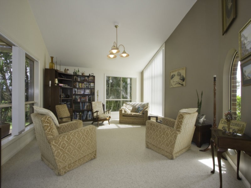 4 Loedna Place, Lennox Head NSW 2478