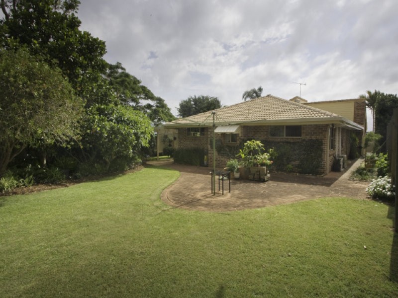 4 Loedna Place, Lennox Head NSW 2478