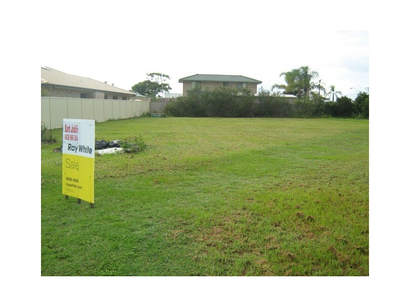 4 Palm Place, Evans Head NSW 2473