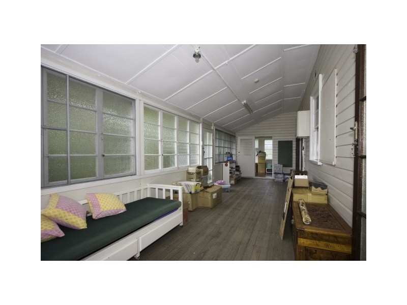 211 Pacific Highway, Broadwater NSW 2472