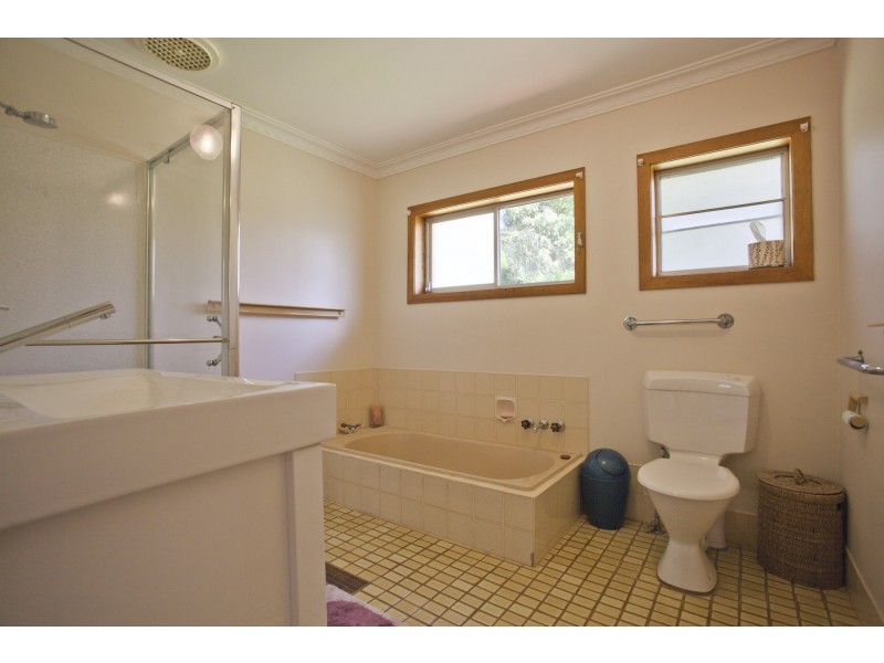 370 Gap Road, Alstonville NSW 2477