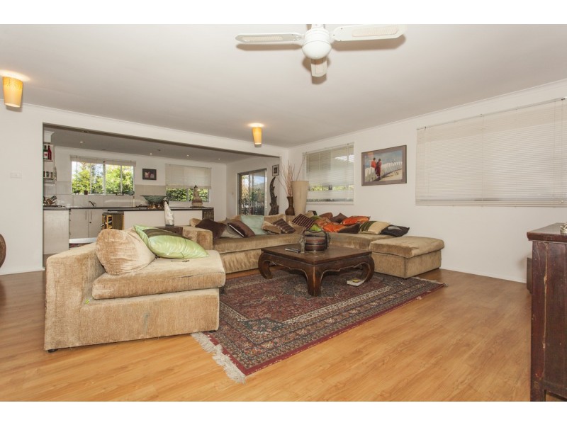 2 Simpson Avenue, Wollongbar NSW 2477