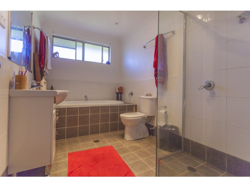 2 Simpson Avenue, Wollongbar NSW 2477