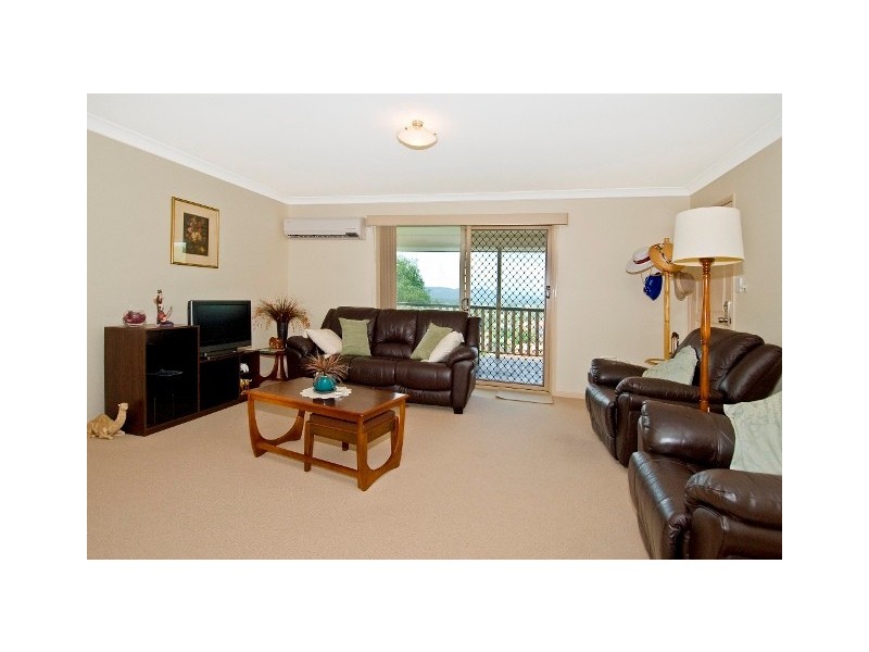 11 Hartwig Crescent, Mount Warren Park QLD 4207