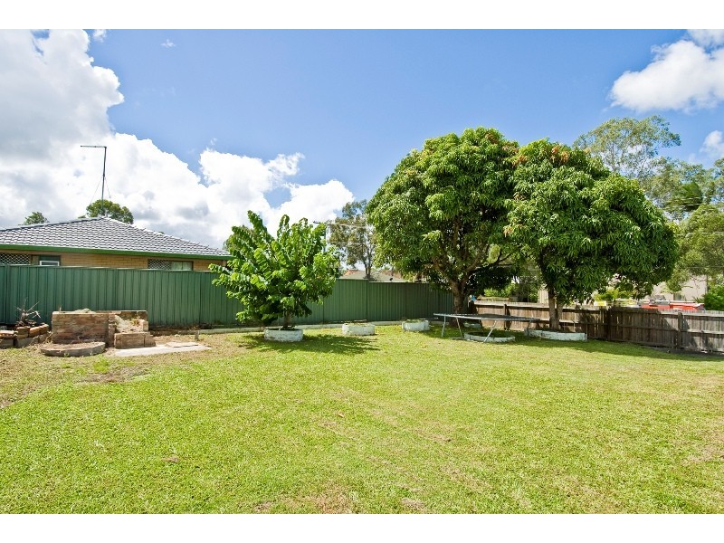 8 Melwood Street, Eagleby QLD 4207
