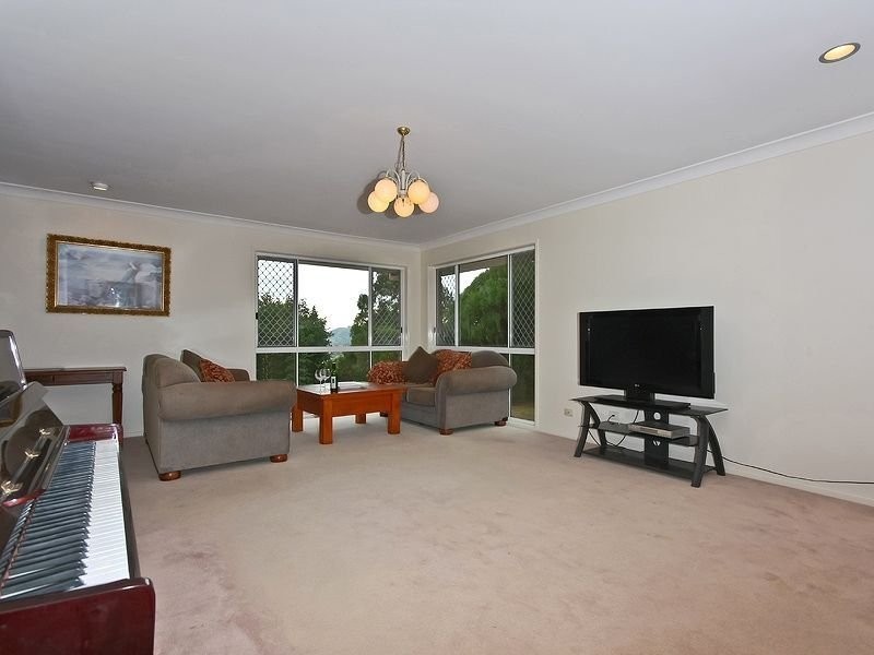 45 Ben Lexcen Court, Mount Warren Park QLD 4207