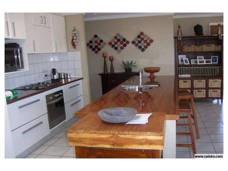 155 Castile Crescent, Edens Landing QLD 4207