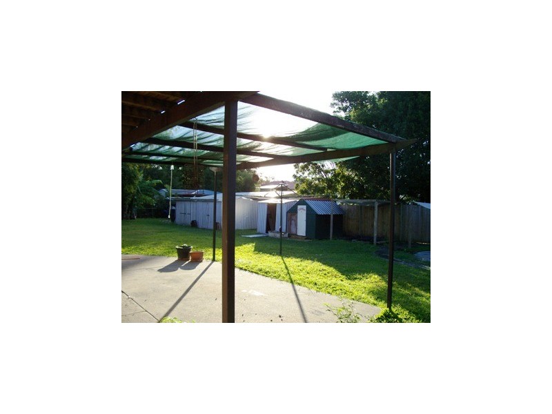 28 Meadow Cr, Beenleigh QLD 4207