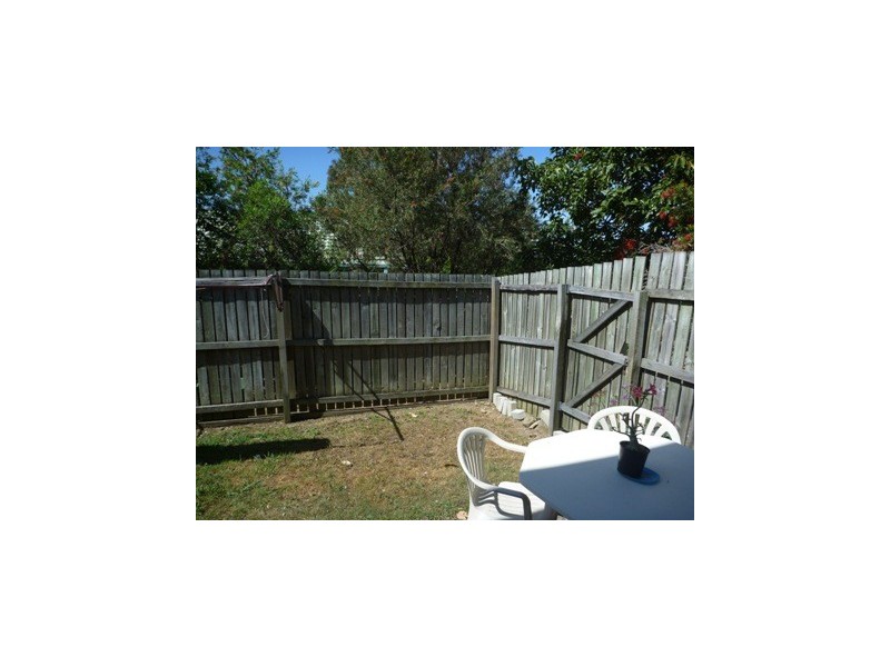 1/112 Overland Dr, Edens Landing QLD 4207