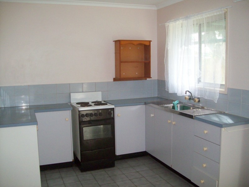 37 Bedford St, Eagleby QLD 4207