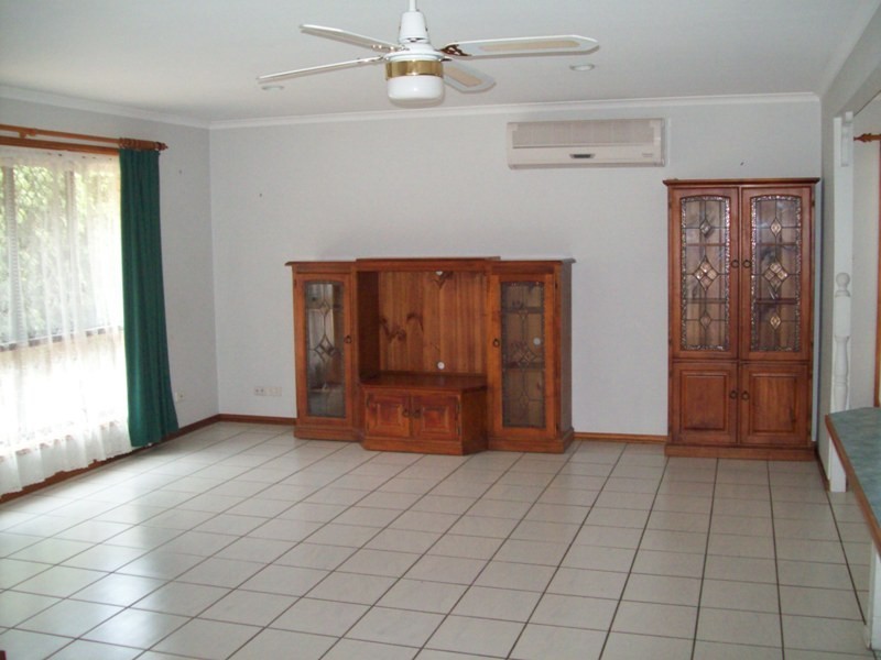 1 Tuff Court, Shailer Park QLD 4128