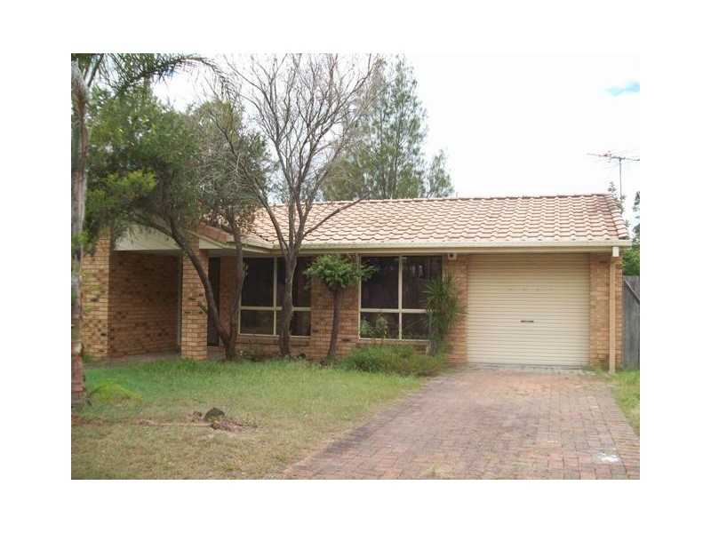 18 Duesbury Crescent, Edens Landing QLD 4207