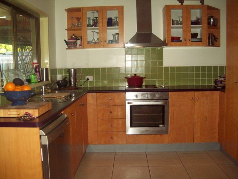 3 Brim Court, Edens Landing QLD 4207