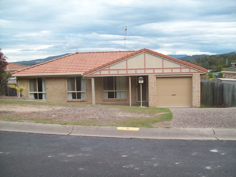 8 Hartwig Crescent, Mount Warren Park QLD 4207